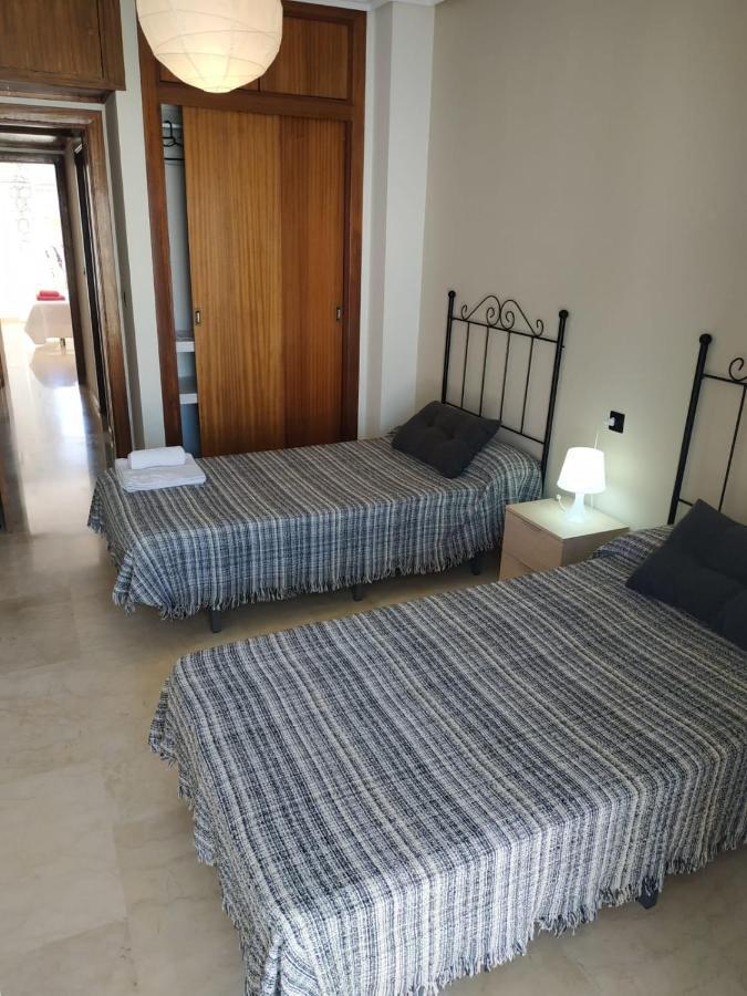 Апартаменты Vivienda Turistica Bufer Убеда Экстерьер фото